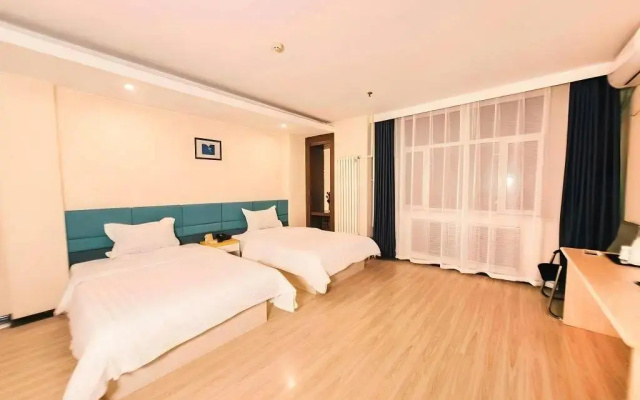 7 Days Inn (Harbin Railway Station Square)