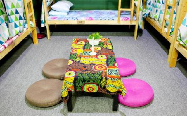 Wuhan Qiaohe Youth Hostel