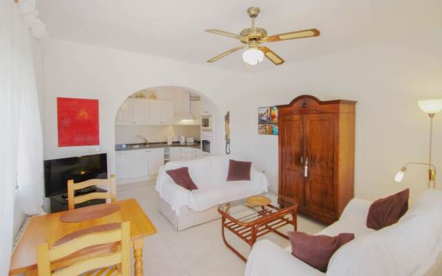 Alma - holiday home with private swimming pool in Benitachell