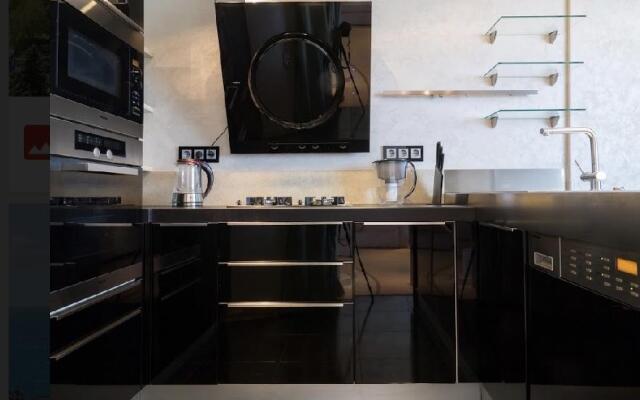 Around the clock on Ostrovsky Street