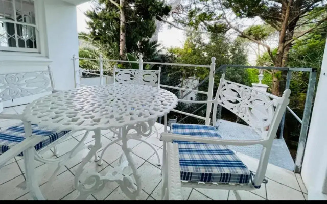 Table Mountain Cottage