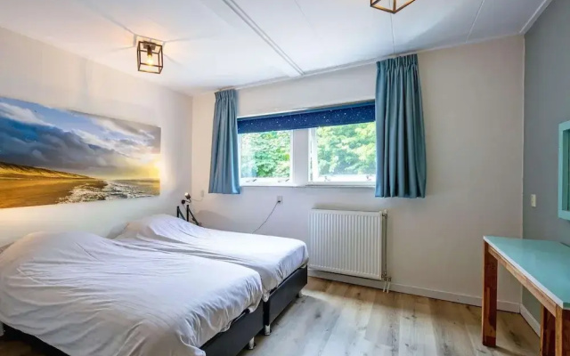 Cozy Holiday Home in Den Burg With hot tub