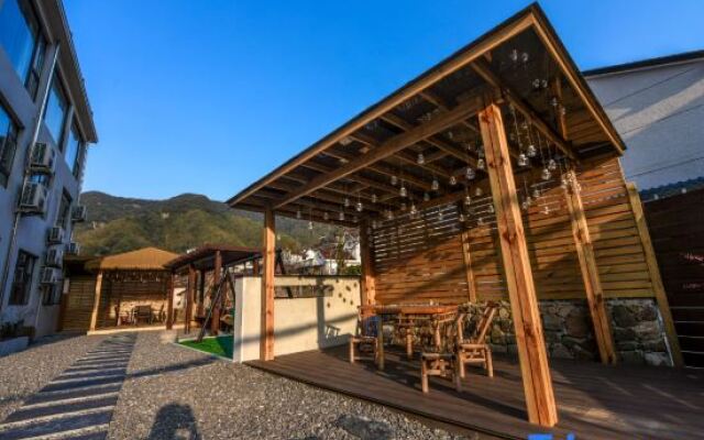 Zuimei Guesthouse
