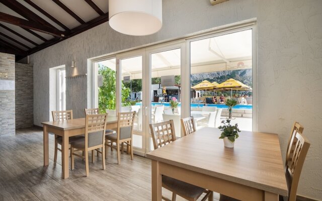 Mediteran Bungalow Galeb Omis