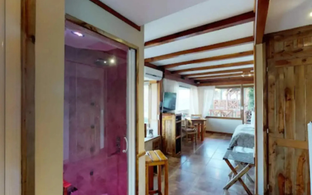 Charming Luxury Lodge & Private Spa