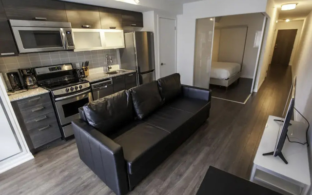Life Suites Queen Street 2 Bed Apartment