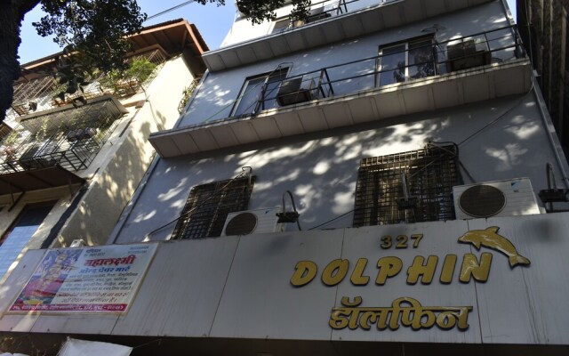 Dolphin Hotel