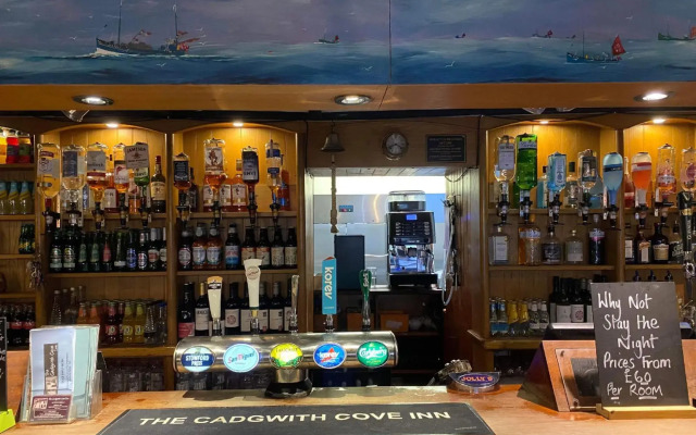 Cadgwith Cove Inn
