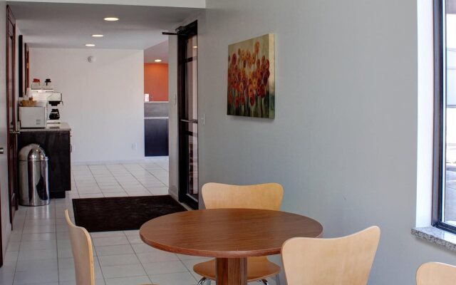 Americas Best Value Inn Heath Newark