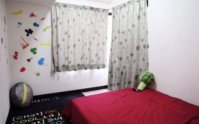 Q Square Apartment D