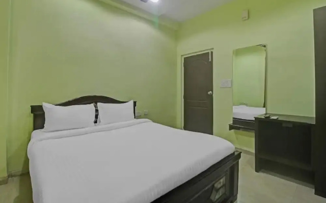 Goroomgo LA GRACE Suit Bhubaneshwar