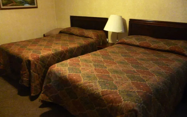 Maple Glen Motel