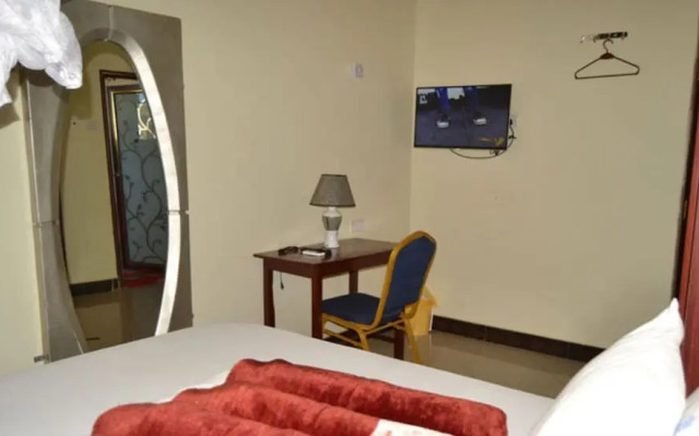 Lesa Garden Hotel