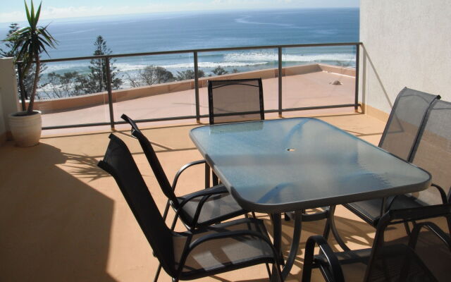 Meridian Alex Beach Apartments
