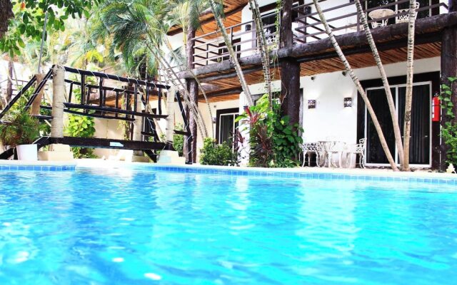 Mayan Art Hotel 10 Avenue