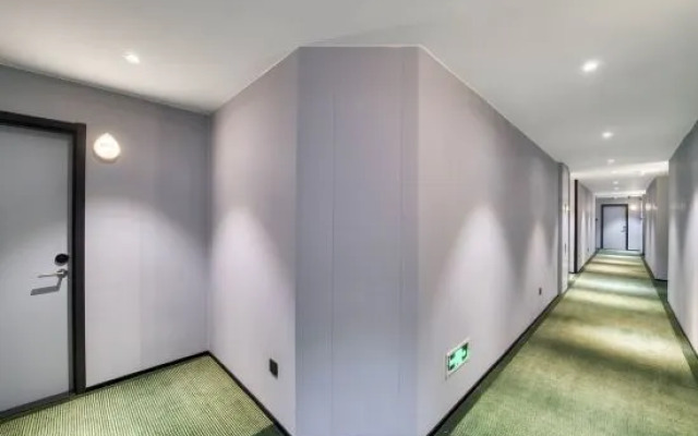 Hi Inn (Hangzhou Binjiang Jiangnan Avenue Baolong City)