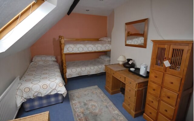 Buddies B & B