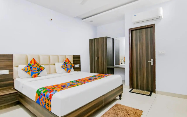 Fabhotel Galaxy View