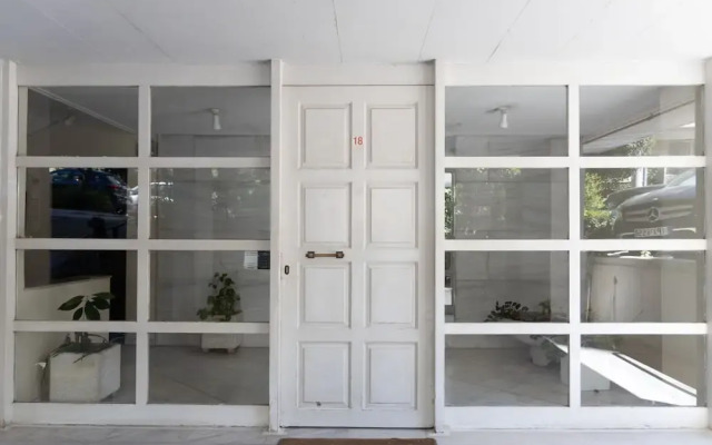 Seaside Elegance Brand New 2BD Luxury Stay