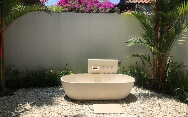 Villa Frangipani Waters