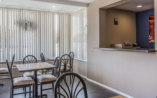 Rodeway Inn & Suites Sheridan