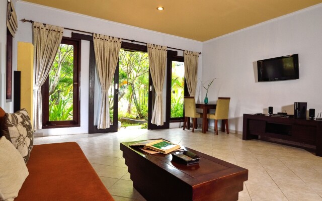 Dolphin Beach Bali