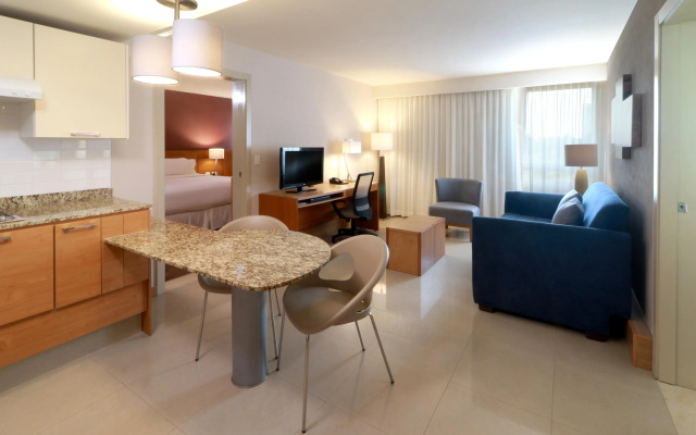 Staybridge Suites Guadalajara Expo by IHG