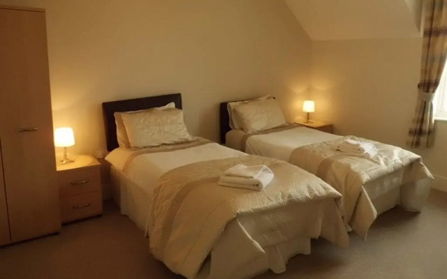 The Golden Lion Hotel