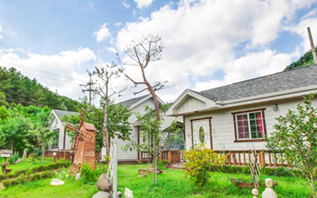 Yangpyeong Cloud & Saesori Pension