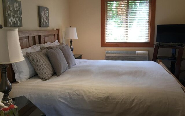 All Seasons Bed & Breakfast