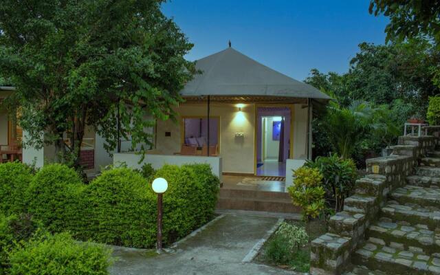 Bento Corbett Woods Resort