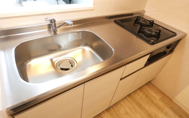 Alpha Square Minami 6 Jo 411