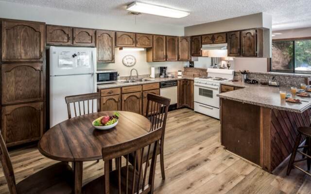 Ruidoso Three-bedroom