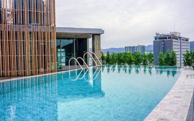 EcoLoft Hotel