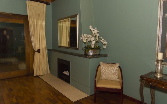 Bayswater Lodge