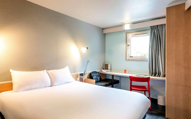ibis Bourges