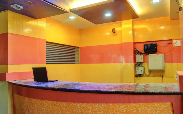 OYO 11387 Hotel Kozy Rooms
