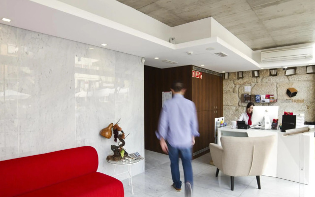 Oca Ribeira do Porto Hotel
