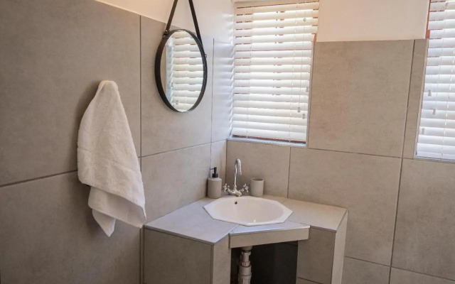 Kelkiewyn Waterkloof Guesthouse