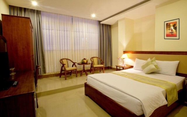 Nhat Thanh Hotel