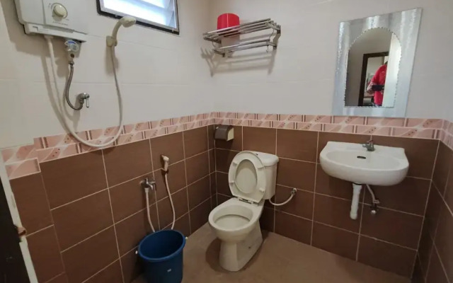 Lumut Villa Inn Homestay