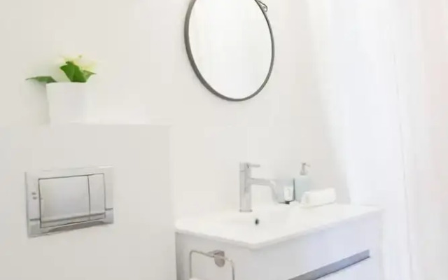Yafo 35 apartment