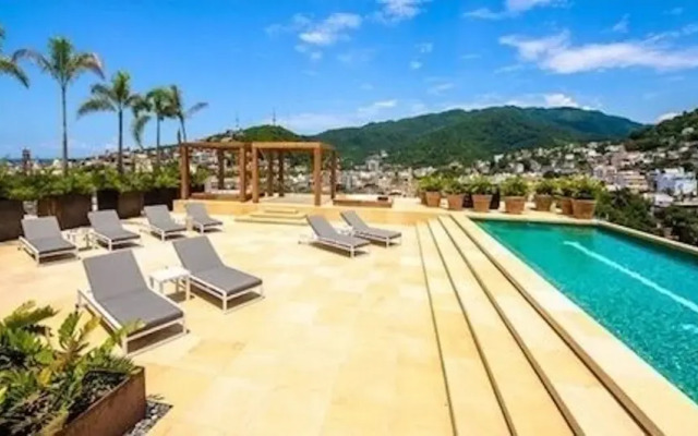 Romantic Zone The Park 2 Bedroom