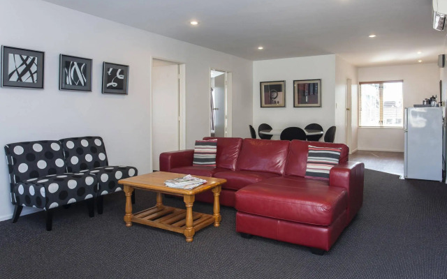 Casino Court Motor Lodge