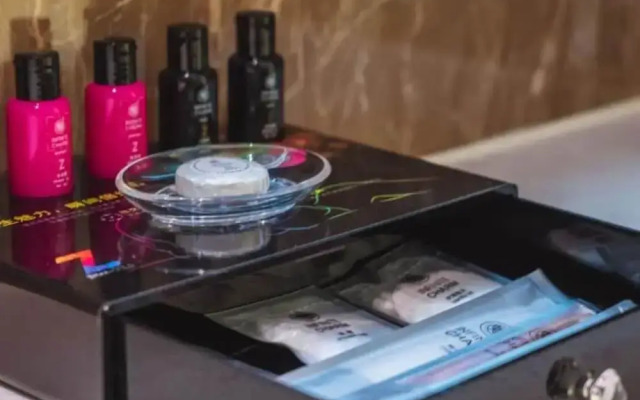 Vyluk J Hotel Guiyang Railway Station