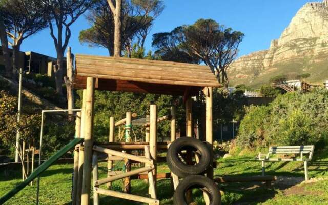 Camps Bay 1 Bedroom Nature Cottage With Views