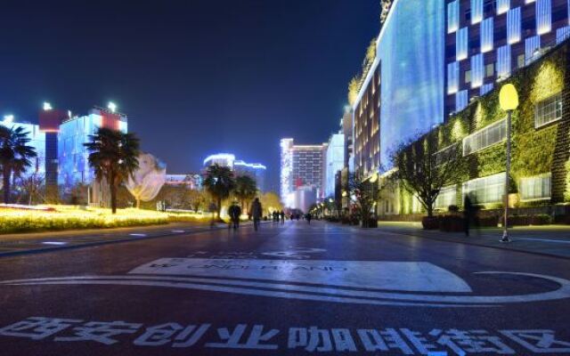 Hanting Hotel (Xi'an Gaoxin 1st Road Airport Bus)