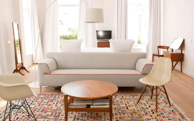Vesper Hotel