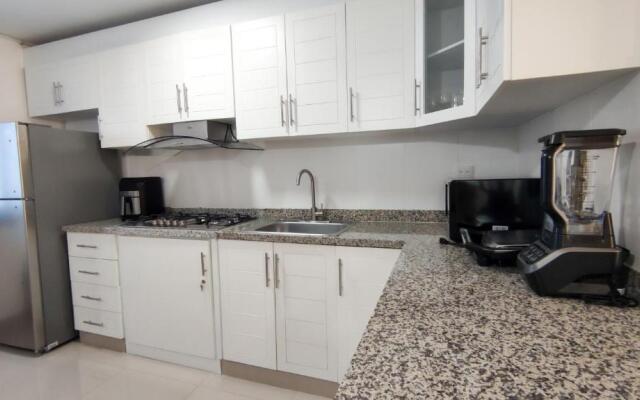 Gated community with 24/7 security pool fast WiFi