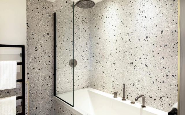 Renaissance Bordeaux Hotel